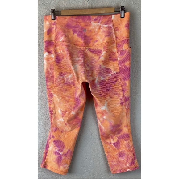 Athleta Salutation Stash Pocket II Capri Leggings Yoga, size Large - Picture 5 of 9